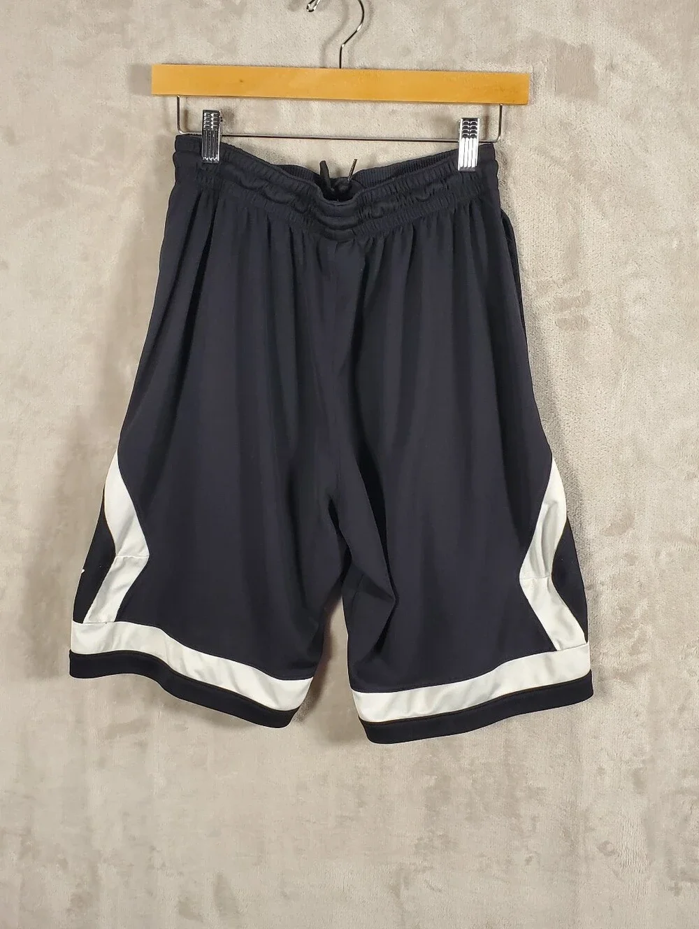 Nike Air Jordan Dri-FIT Basketball Shorts Men’s S Black White Jumpman Streetwear
